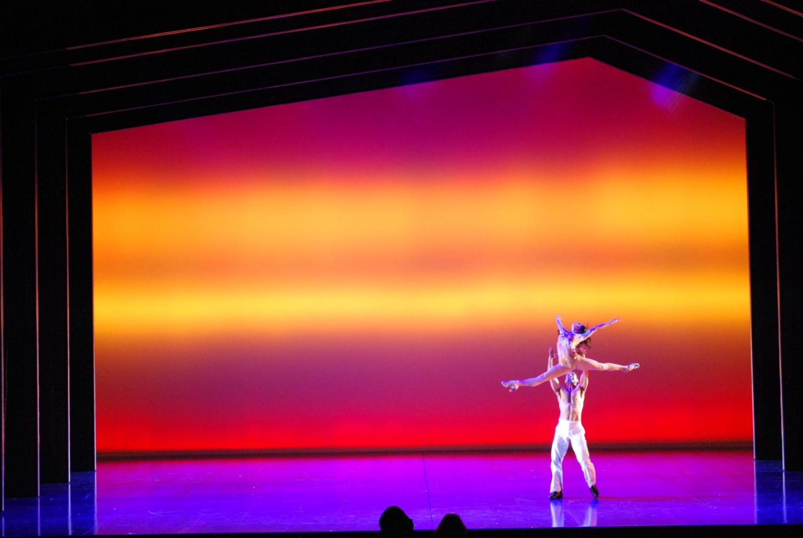 On the Town lighting design by Jason Lyons, The Lyric Theater