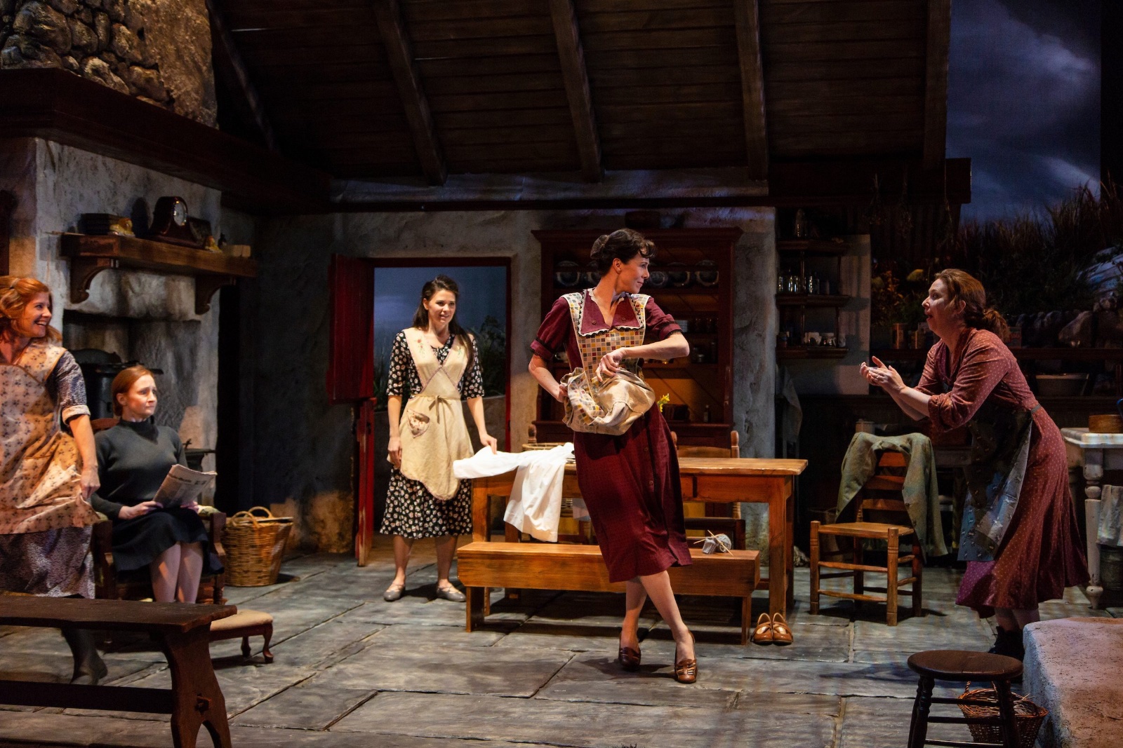 Dancing At Lughnasa lighting design by Jason Lyons, Two River Theater