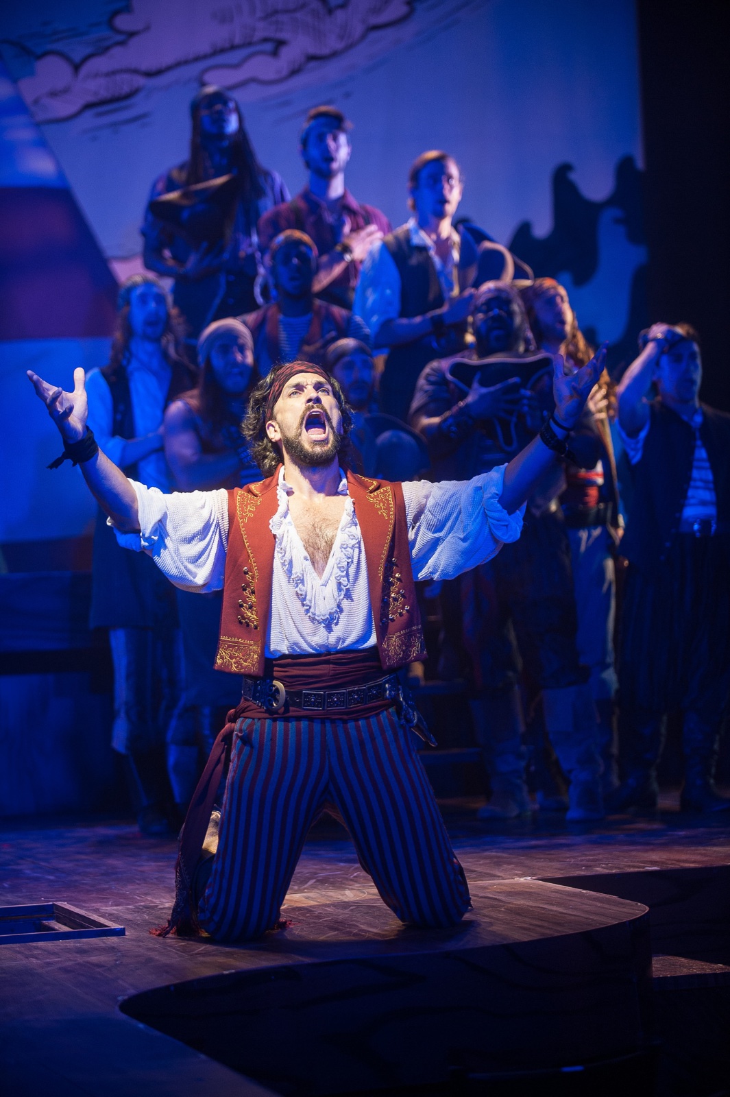 Pirates of Penzance lighting design by Jason Lyons, Barrington Stage Company
