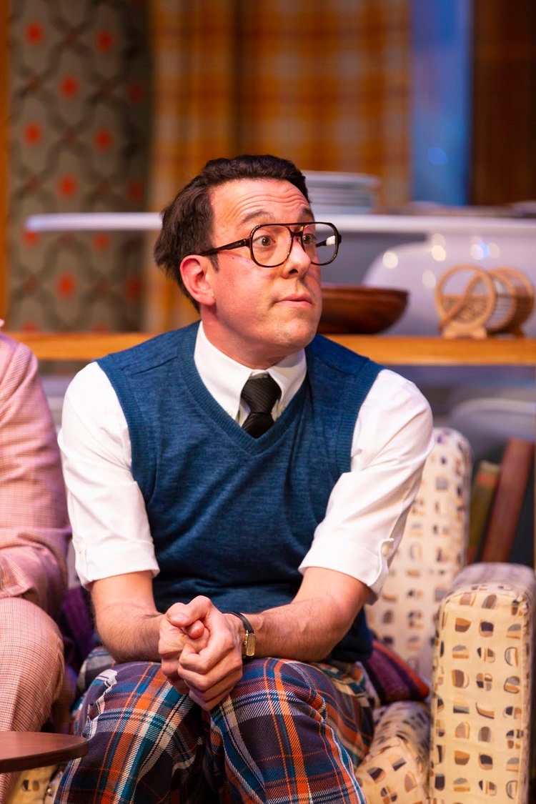 The Nerd lighting design by Jason Lyons, George Street Playhouse