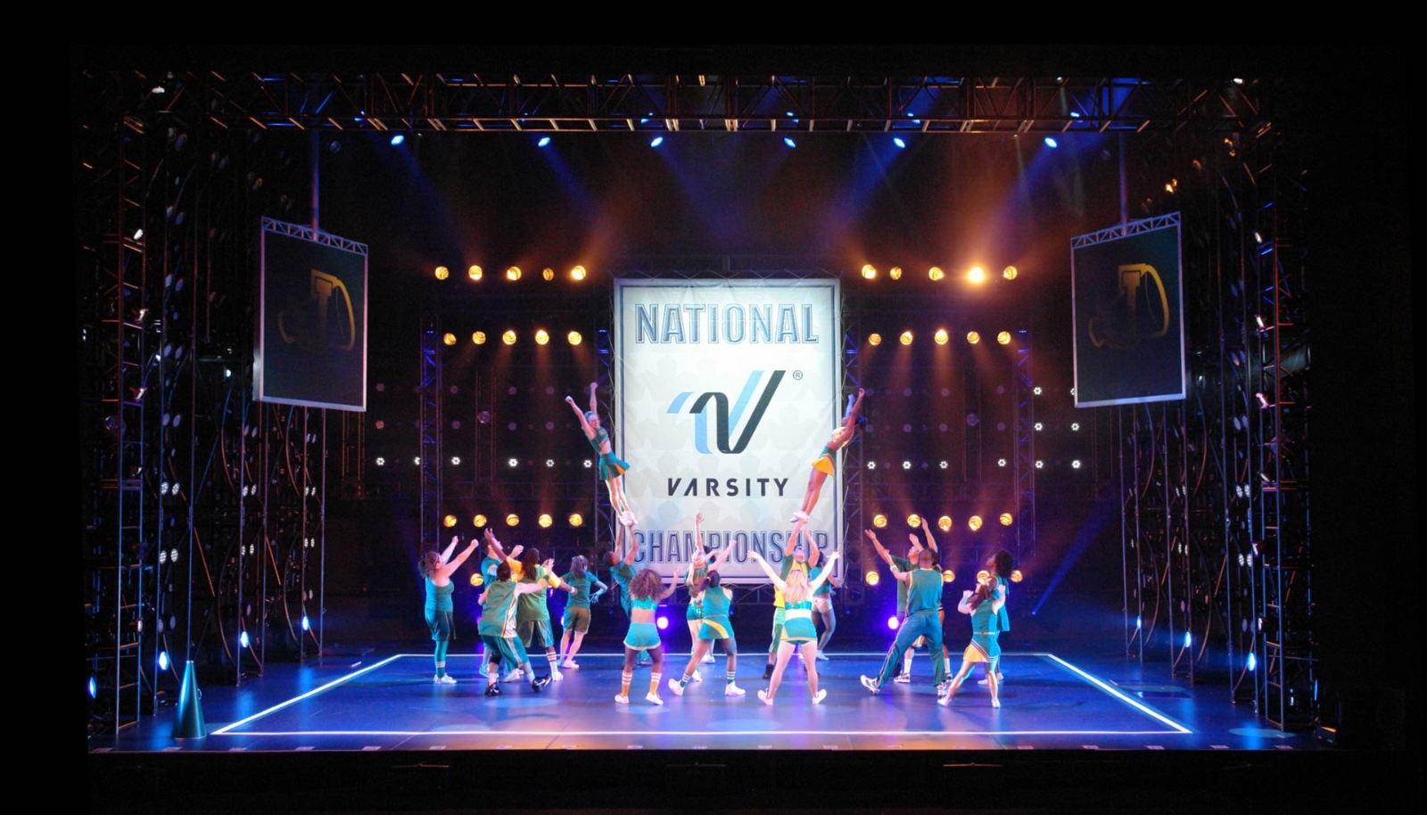 Bring It On   lighting design by Jason Lyons, Alliance Theater