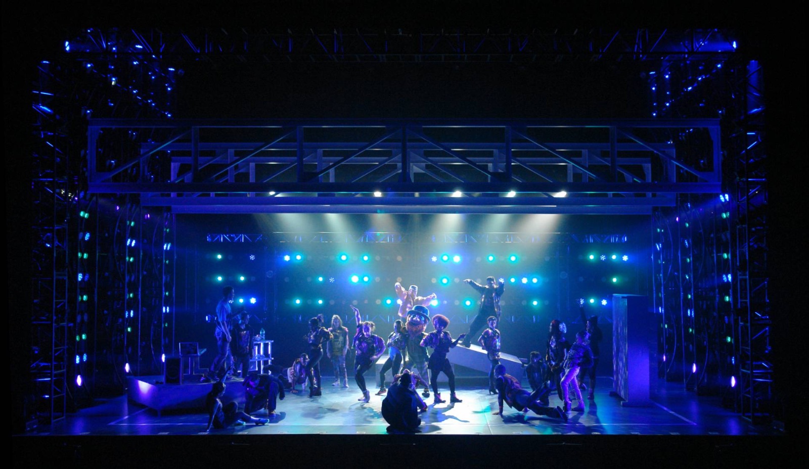 Bring It On   lighting design by Jason Lyons, Alliance Theater