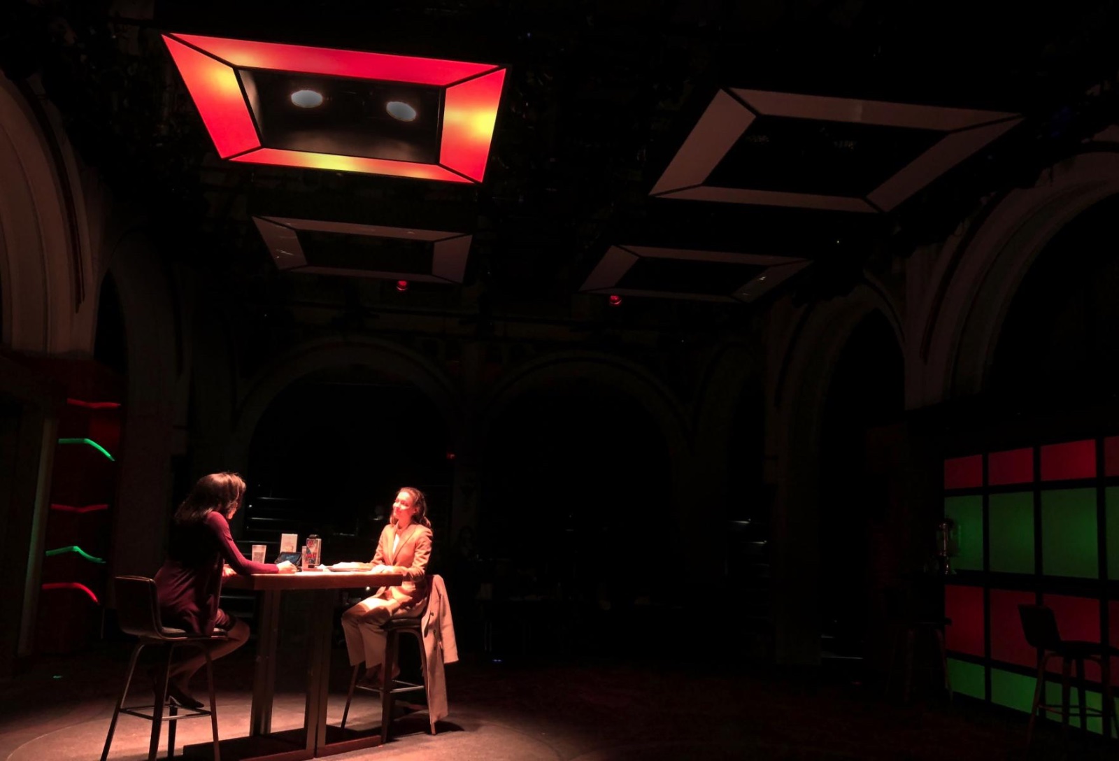 Kings lighting design by Jason Lyons, The Public Theater