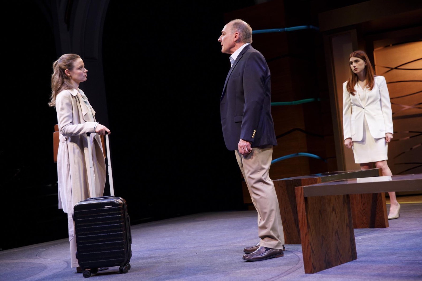 Kings lighting design by Jason Lyons, The Public Theater
