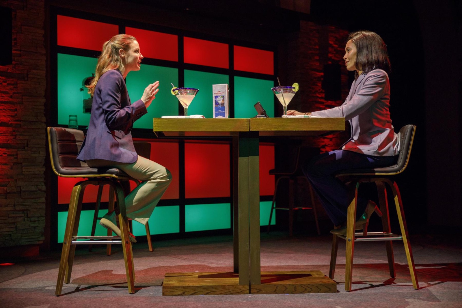 Kings lighting design by Jason Lyons, The Public Theater