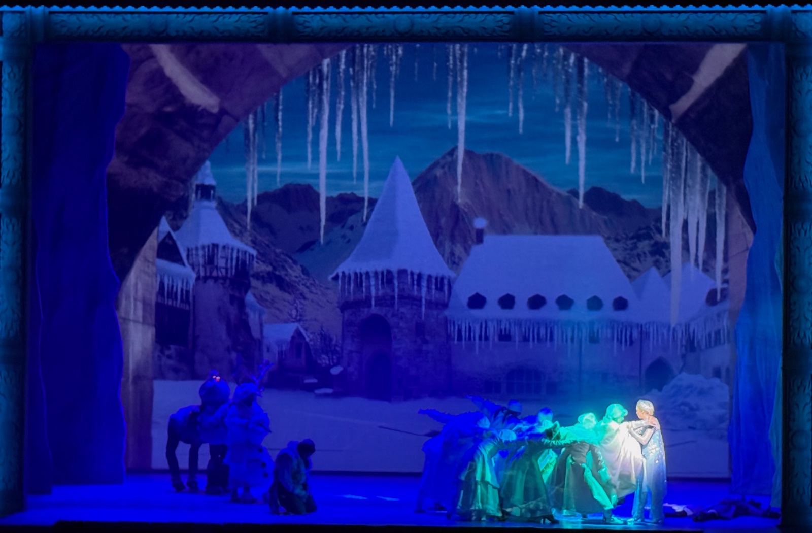 Frozen lighting design by Jason Lyons, Theater Under the Stars