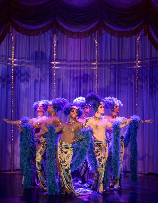 La Cage aux Folles lighting design by Jason Lyons, Signature