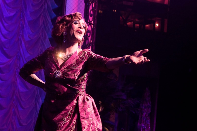 La Cage aux Folles lighting design by Jason Lyons, Signature