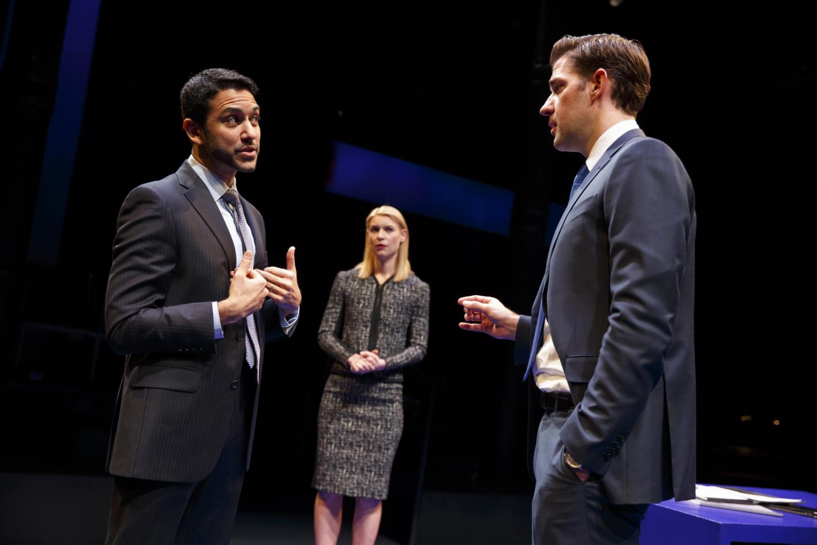 Dry Powder lighting design by Jason Lyons, The Public Theater