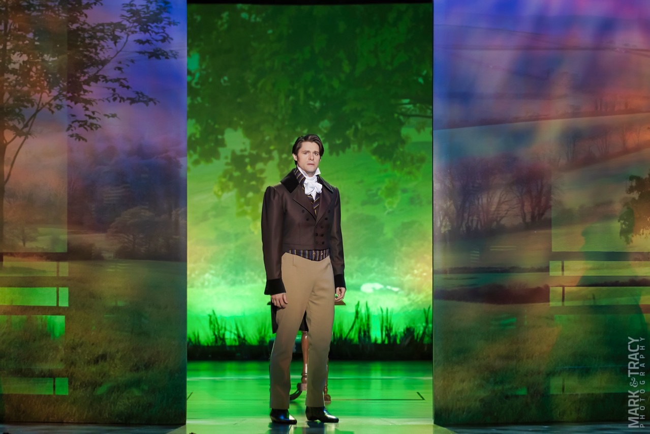 Austen's Pride lighting design by Jason Lyons, 5th Avenue