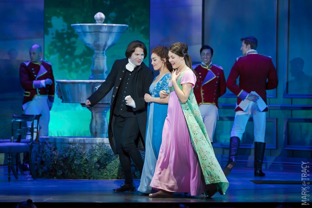 Austen's Pride lighting design by Jason Lyons, 5th Avenue