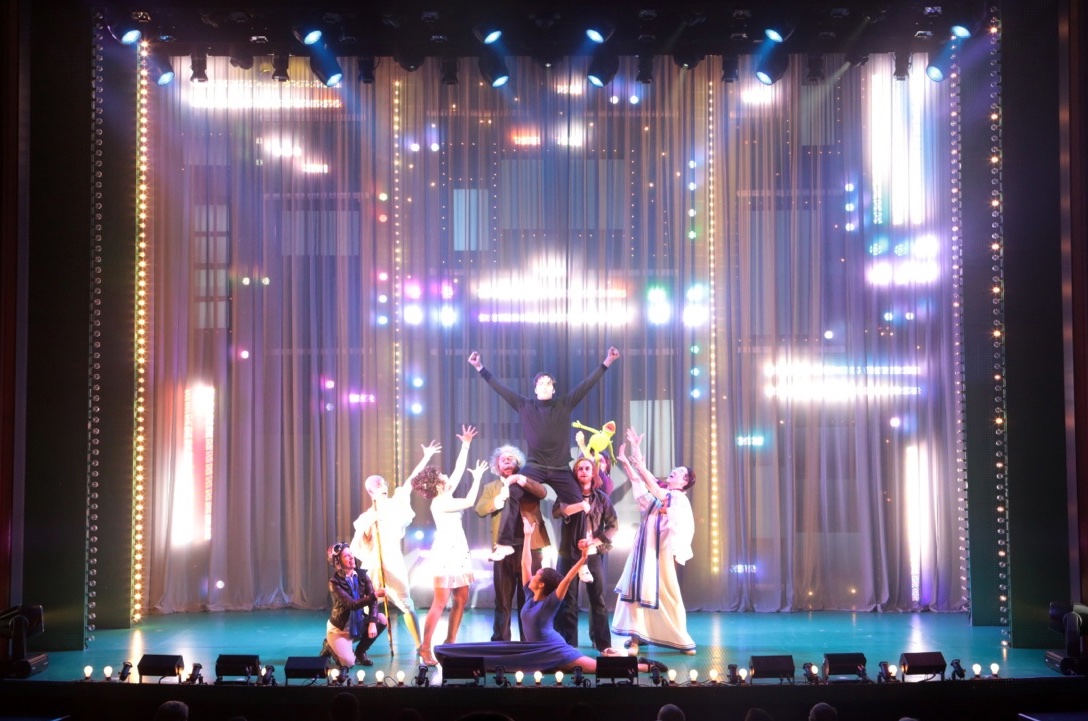 Nerds   lighting design by Jason Lyons, Philadelphia Theater Company