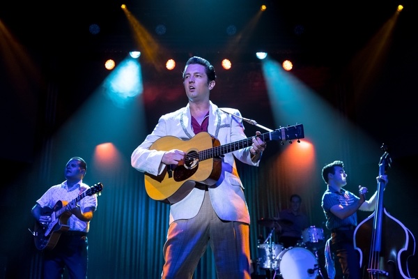 Heartbreak Hotel lighting design by Jason Lyons, Water Tower Playhouse