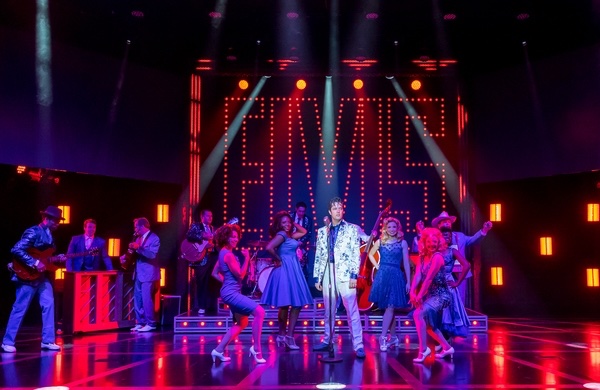 Heartbreak Hotel lighting design by Jason Lyons, Water Tower Playhouse
