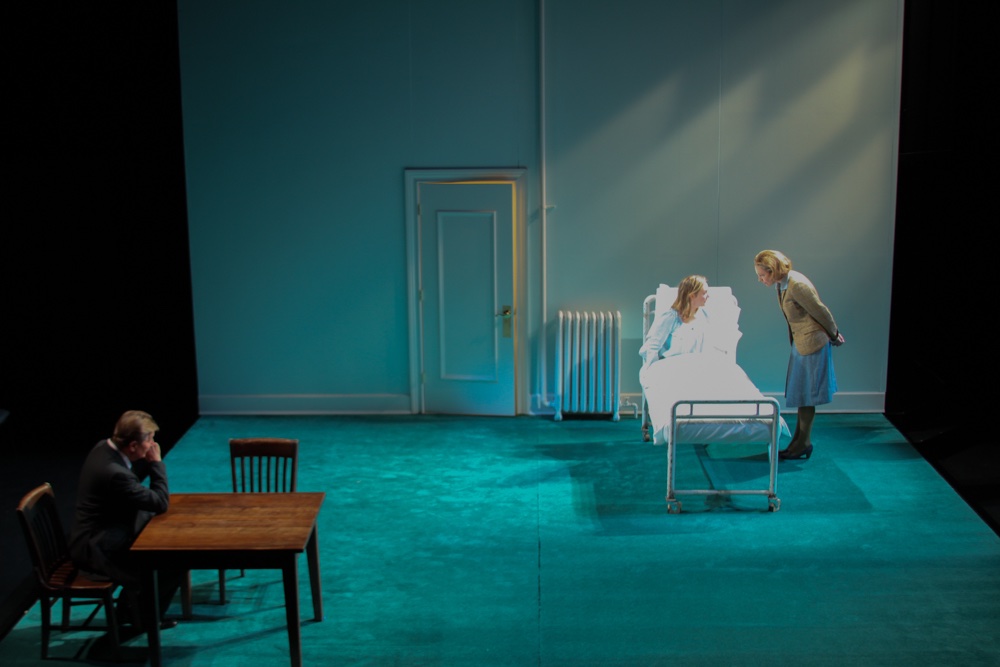 Two By Pinter lighting design by Jason Lyons, Atlantic Theater Company