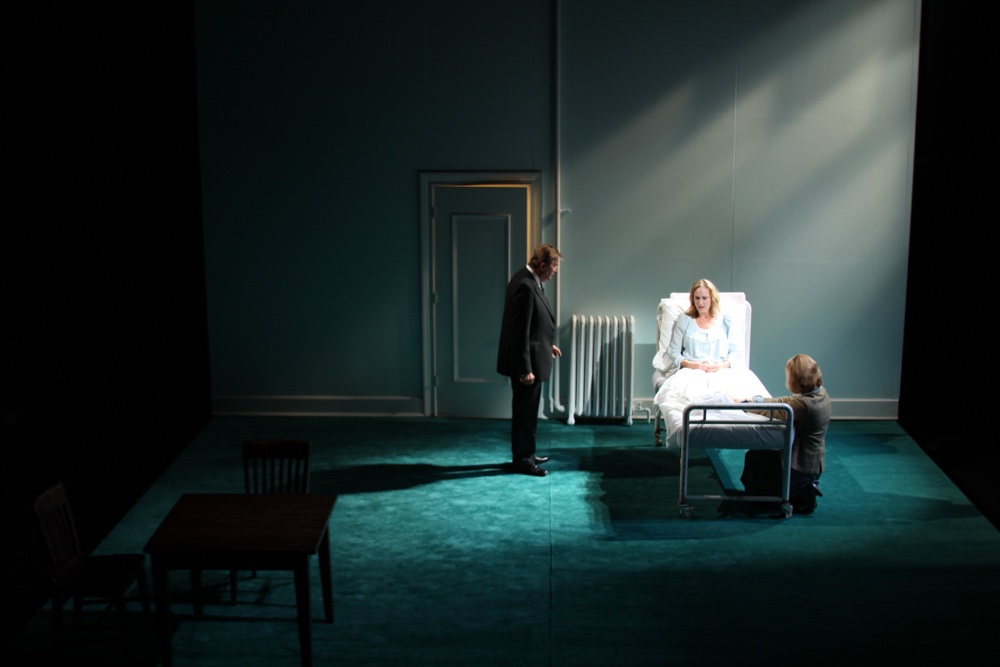 Two By Pinter lighting design by Jason Lyons, Atlantic Theater Company