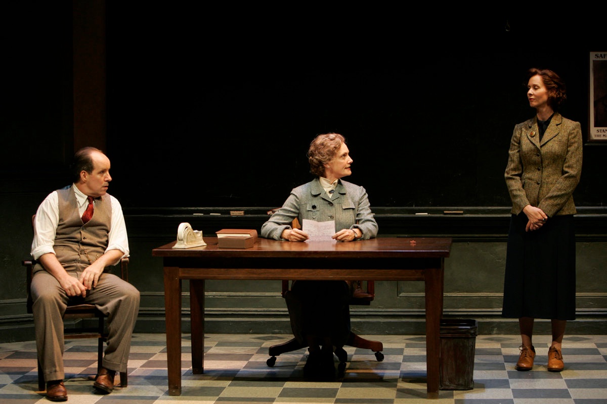 Prime of Miss Jean Brodie lighting design by Jason Lyons, The New Group