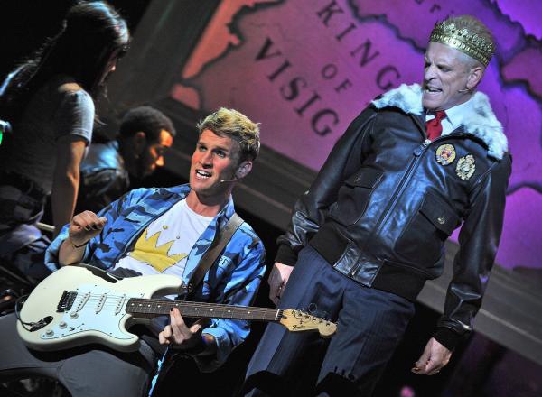 Pippin   lighting design by Jason Lyons, KC Rep