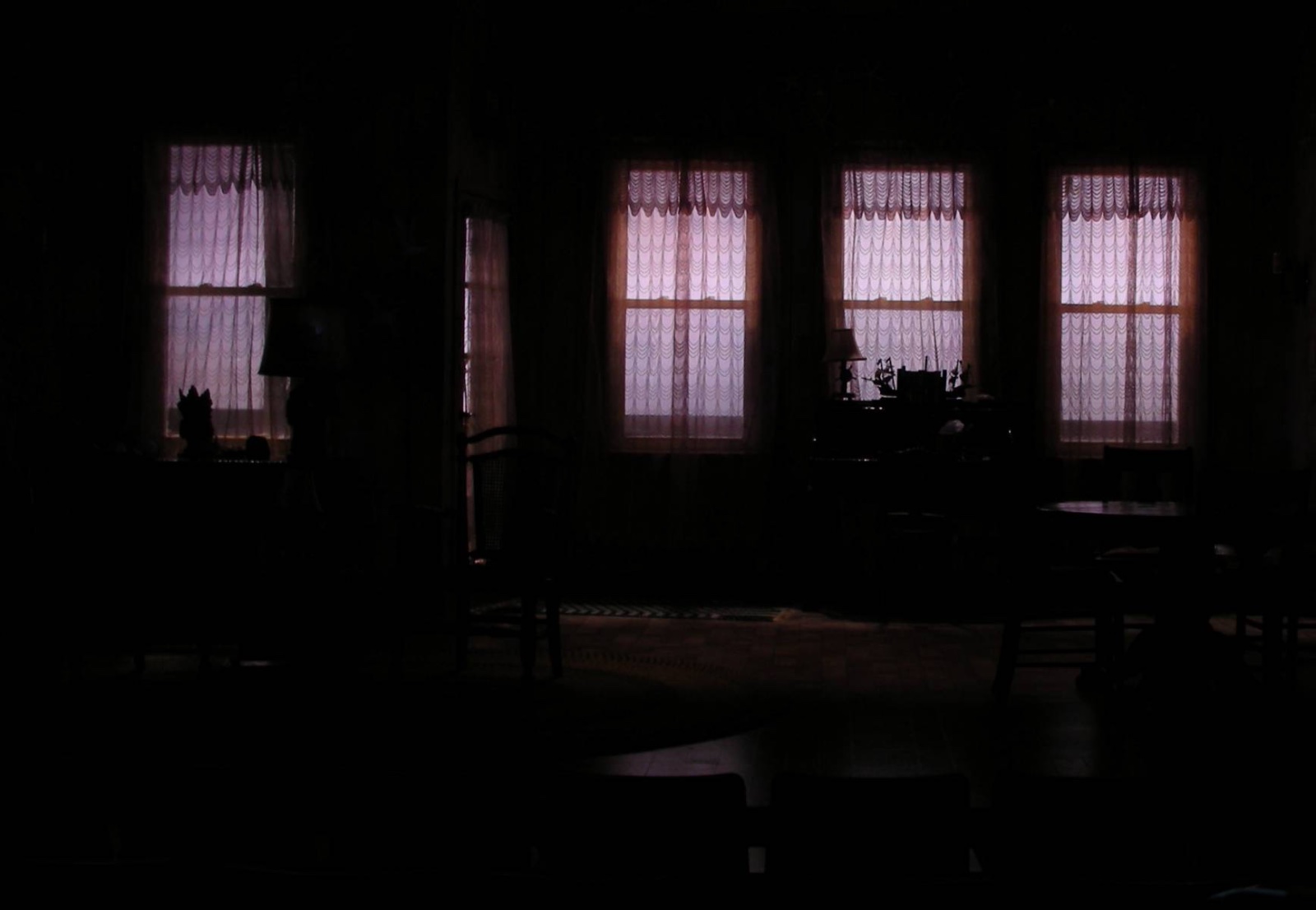 Groundswell lighting design by Jason Lyons, The New Group