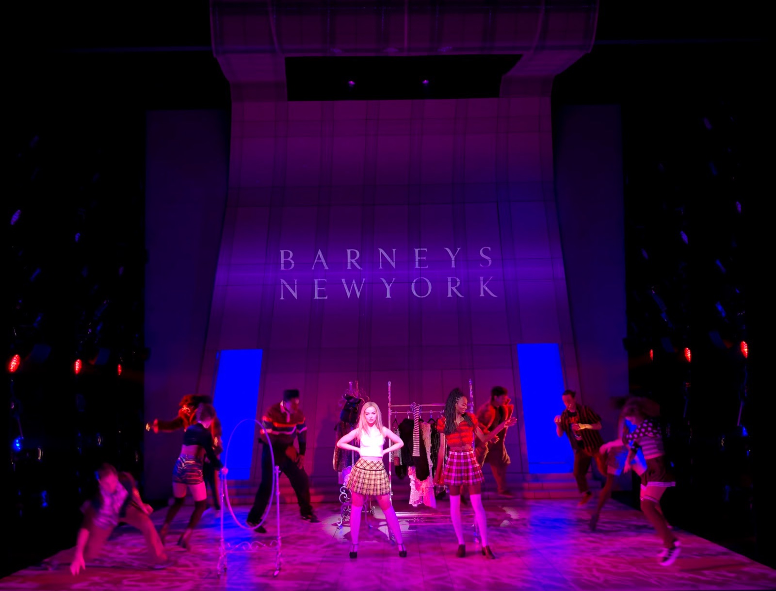 Clueless   lighting design by Jason Lyons, The New Group