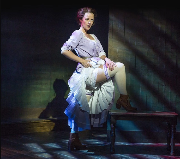 Himself & Nora lighting design by Jason Lyons, Minetta Lane Theater