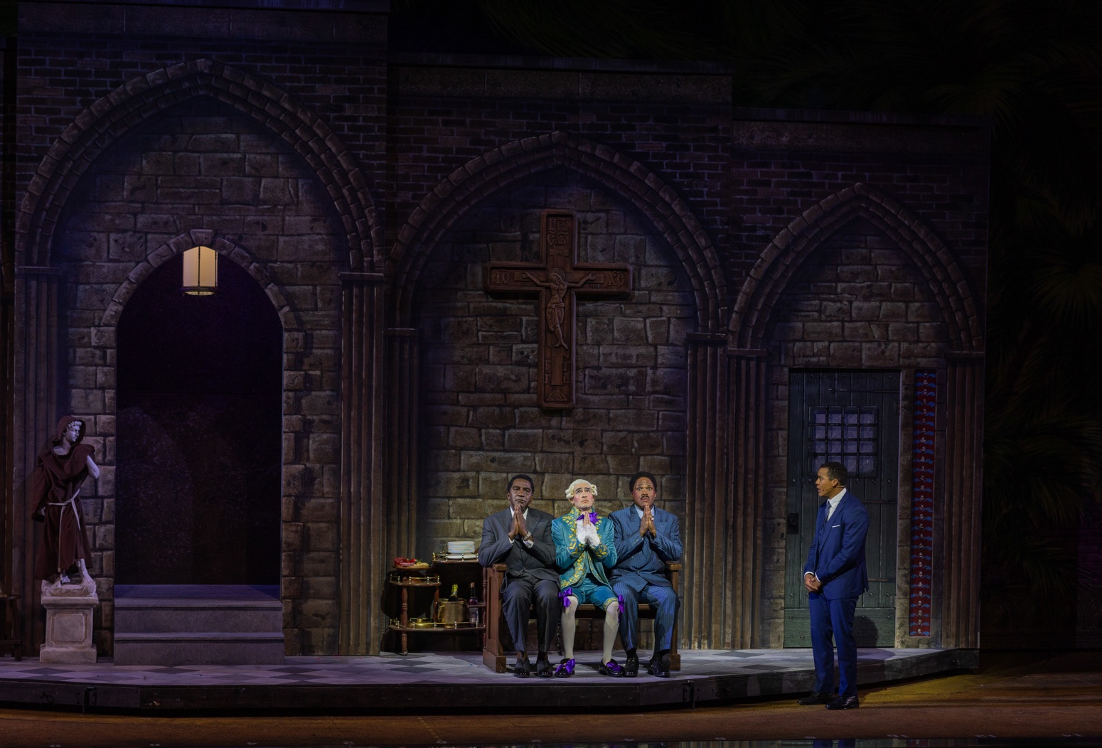 La Cage aux Folles lighting design by Jason Lyons, The Muny