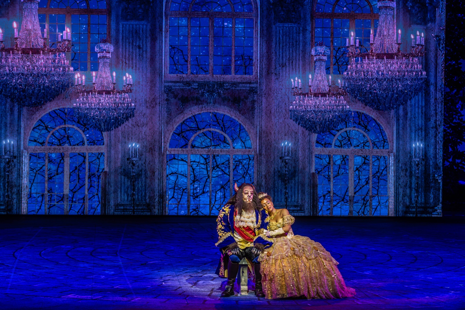 Beauty & the Beast lighting design by Jason Lyons, The Muny