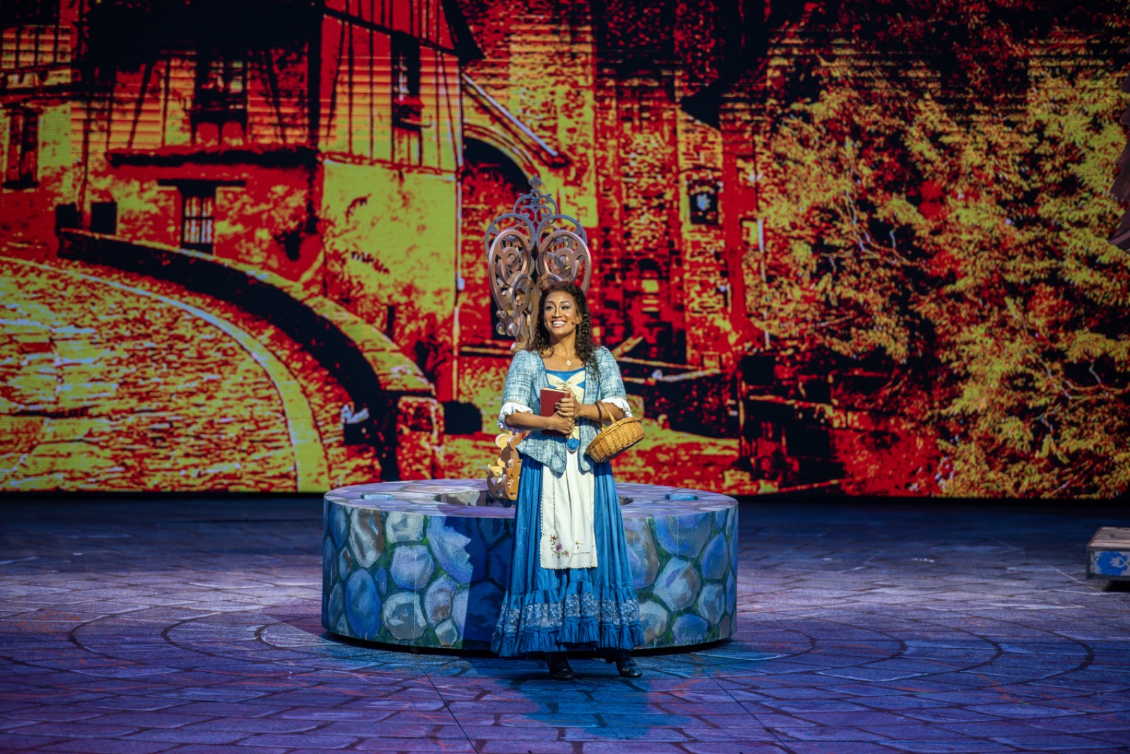 Beauty & the Beast lighting design by Jason Lyons, The Muny