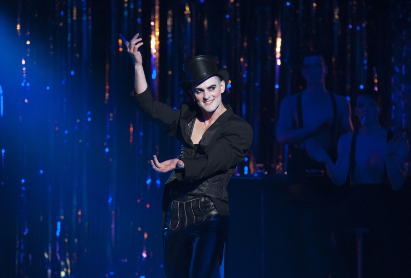Cabaret   lighting design by Jason Lyons, Signature