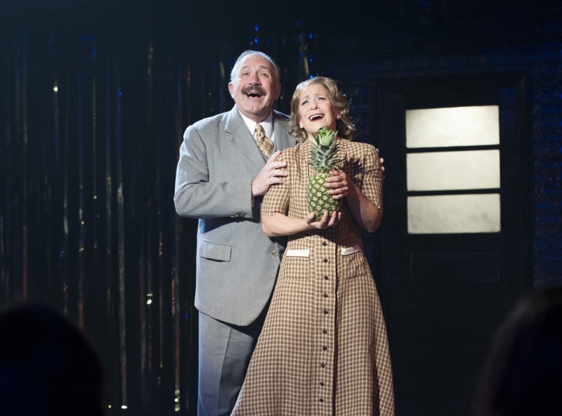 Cabaret   lighting design by Jason Lyons, Signature