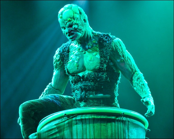Toxic Avenger   lighting design by Jason Lyons, The Alley Theater