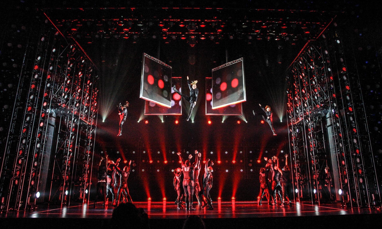 Bring It On lighting design by Jason Lyons, St. James Theater