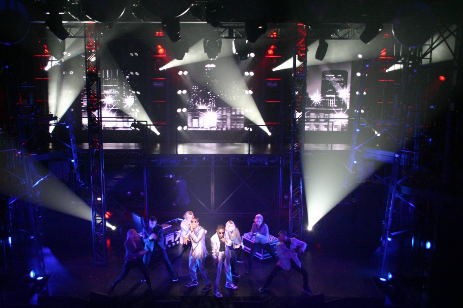 White Noise lighting design by Jason Lyons, The Royal George 