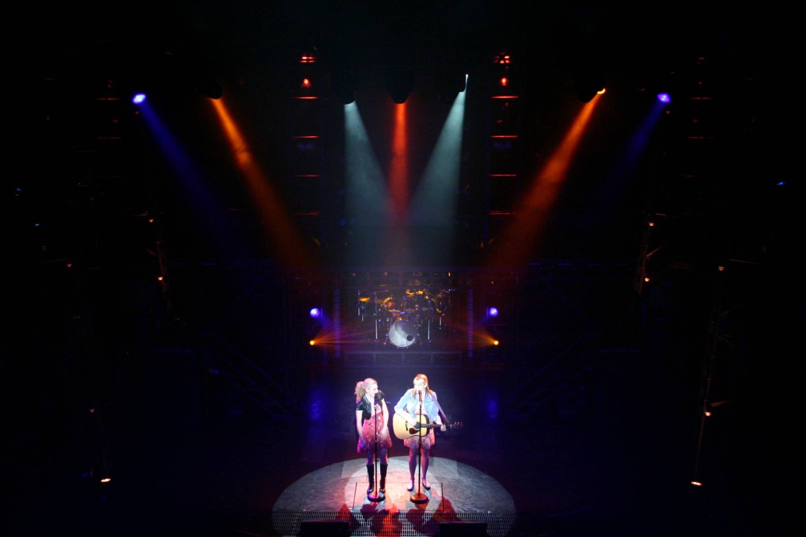 White Noise lighting design by Jason Lyons, The Royal George 