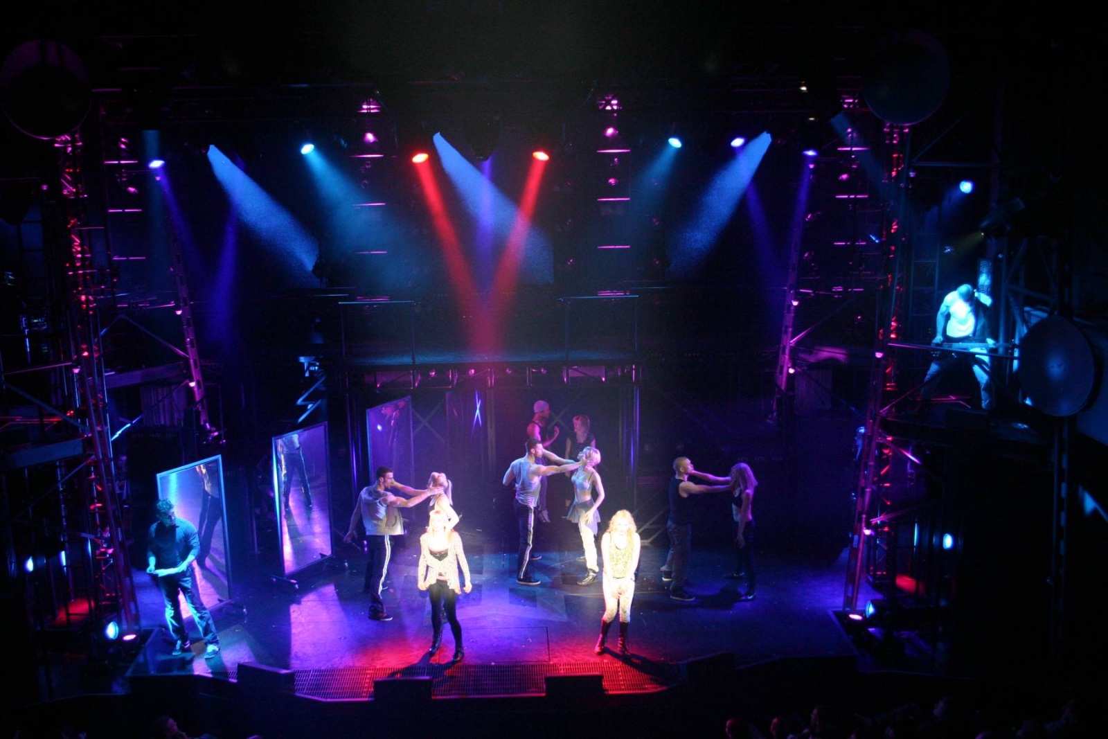 White Noise lighting design by Jason Lyons, The Royal George 