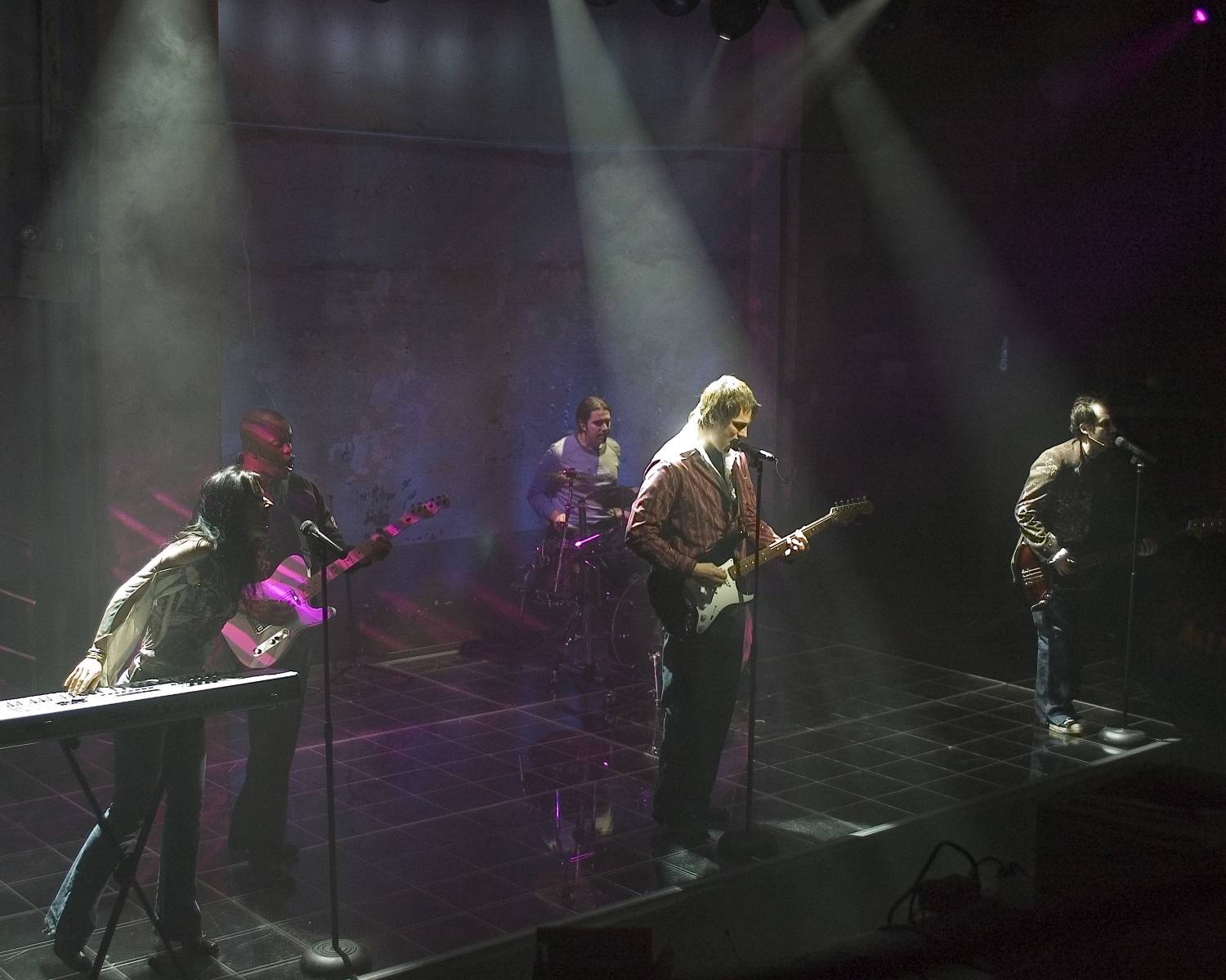Once Around the Sun lighting design by Jason Lyons, The Zipper