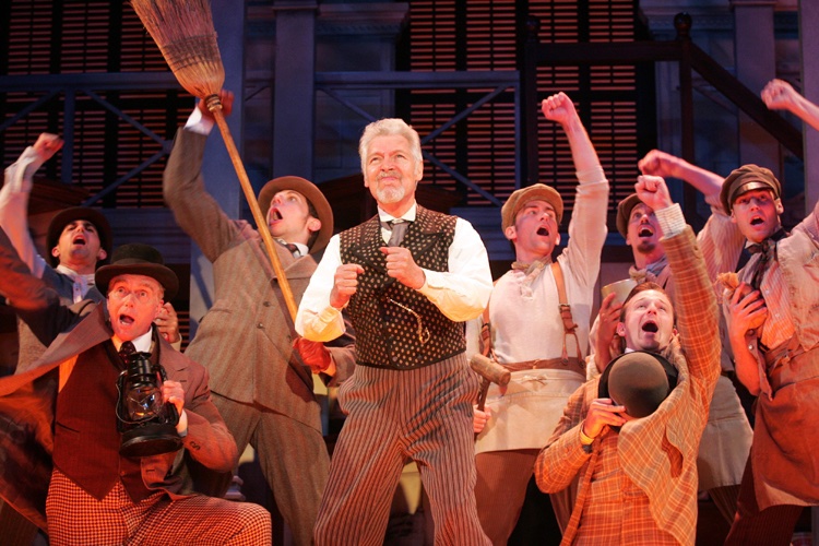 Hello Dolly lighting design by Jason Lyons, Goodpseed