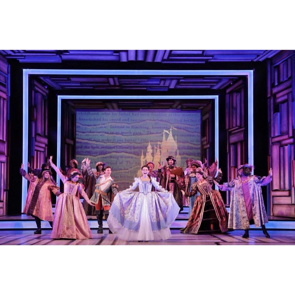 Between The Lines lighting design by Jason Lyons, KC Rep