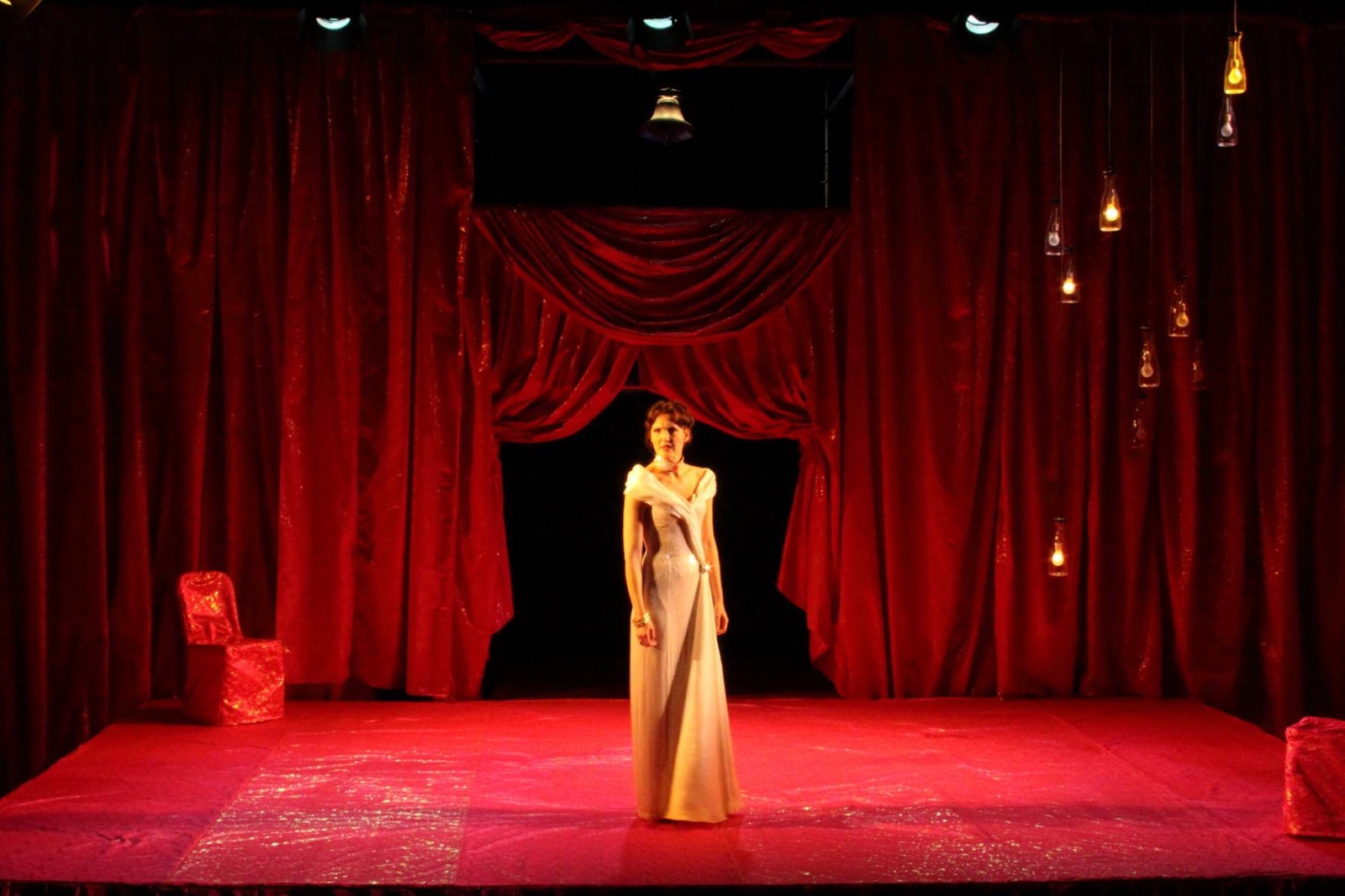 The Duchess of Malfi lighting design by Jason Lyons, Red Bull Theater