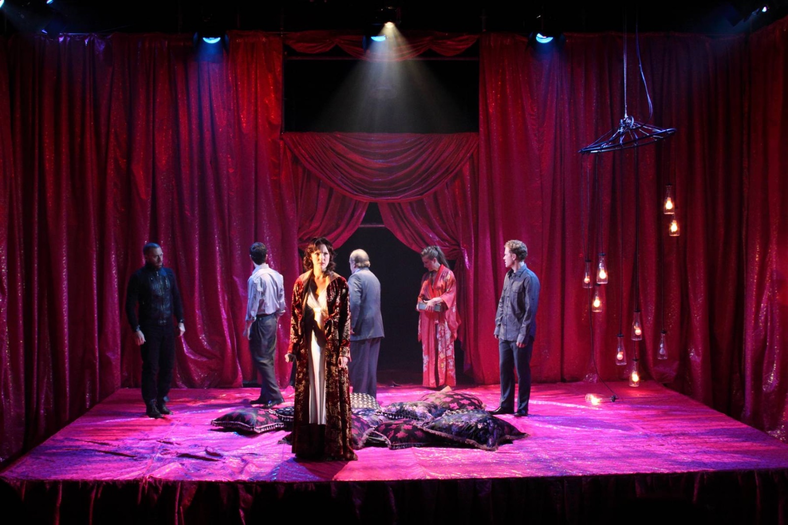 The Duchess of Malfi lighting design by Jason Lyons, Red Bull Theater