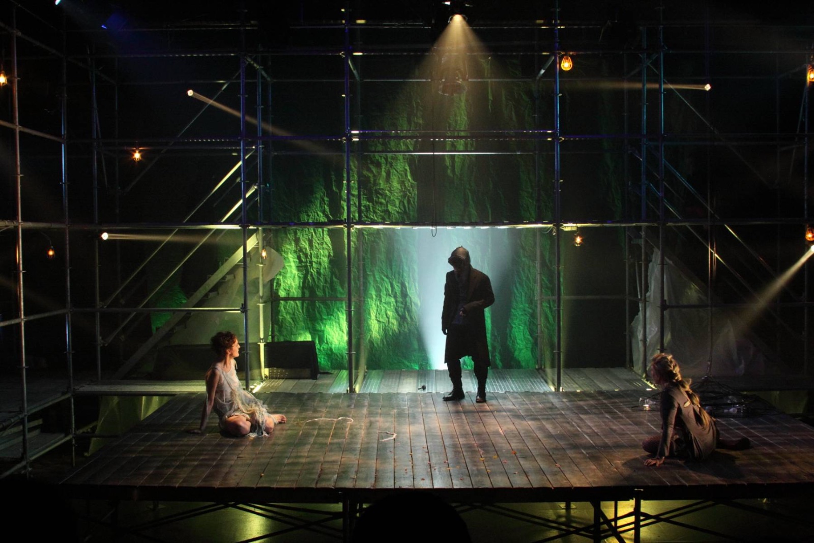 The Duchess of Malfi lighting design by Jason Lyons, Red Bull Theater