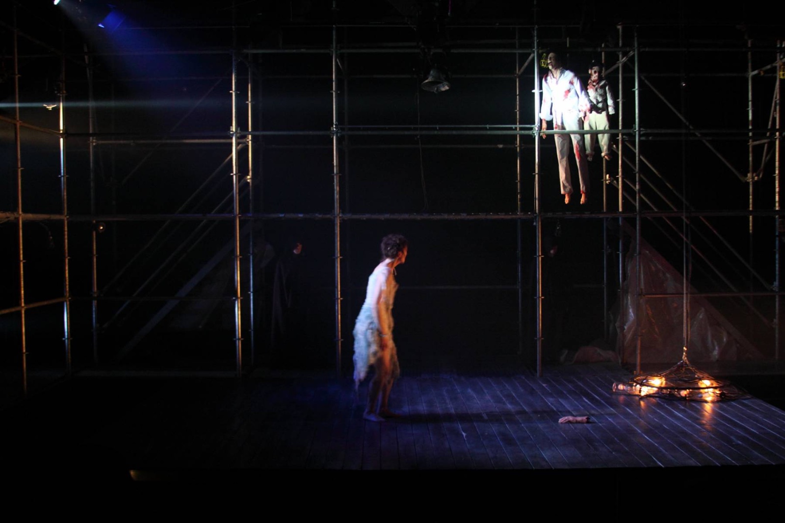 The Duchess of Malfi lighting design by Jason Lyons, Red Bull Theater