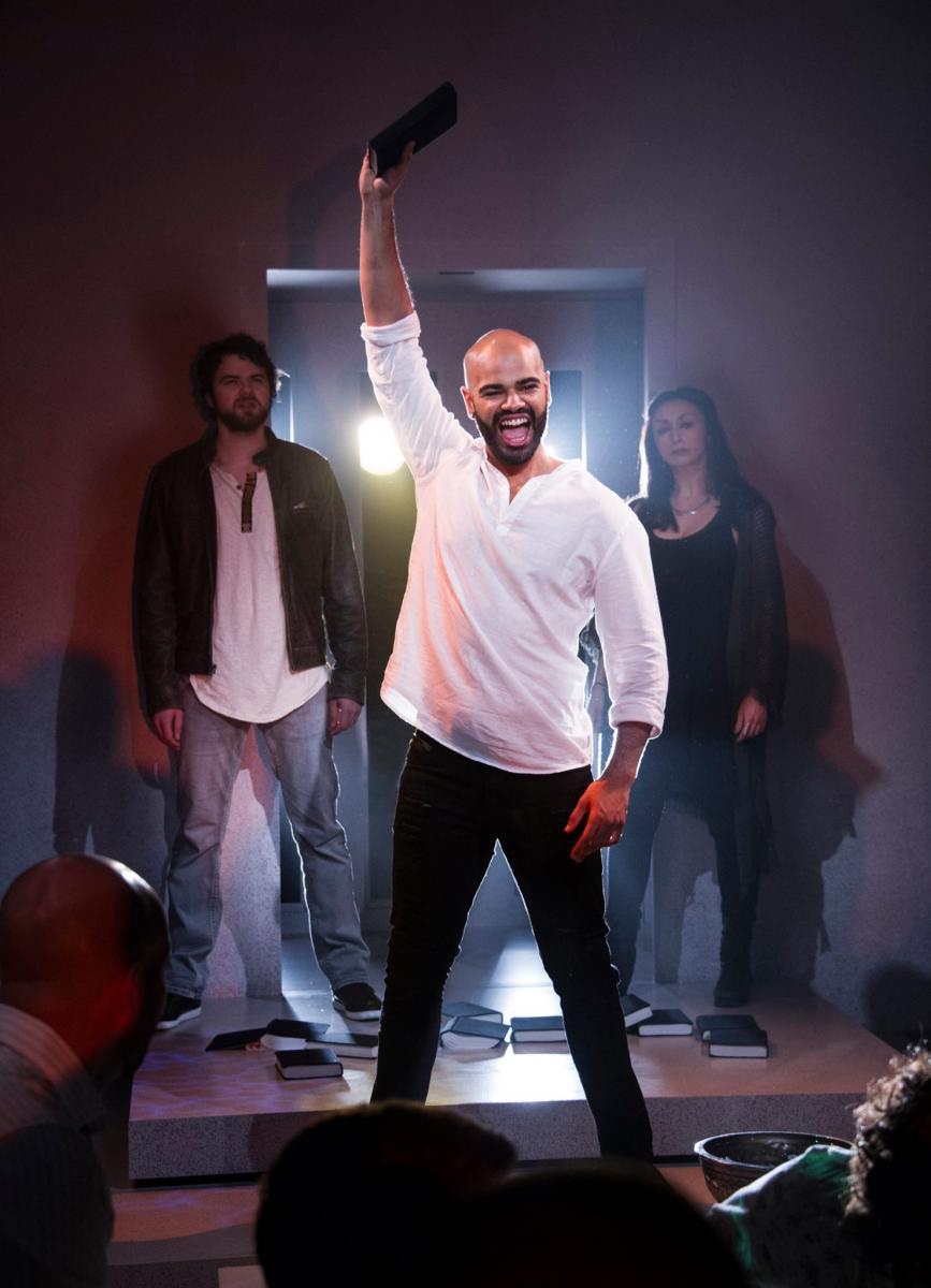 Jesus Christ Superstar lighting design by Jason Lyons, Signature