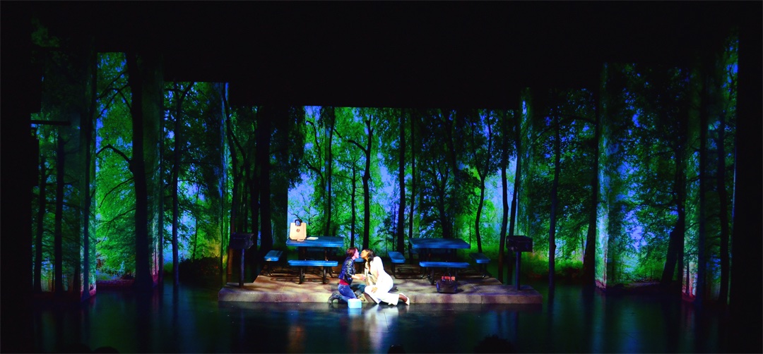 Barbecue lighting design by Jason Lyons, The Public Theater