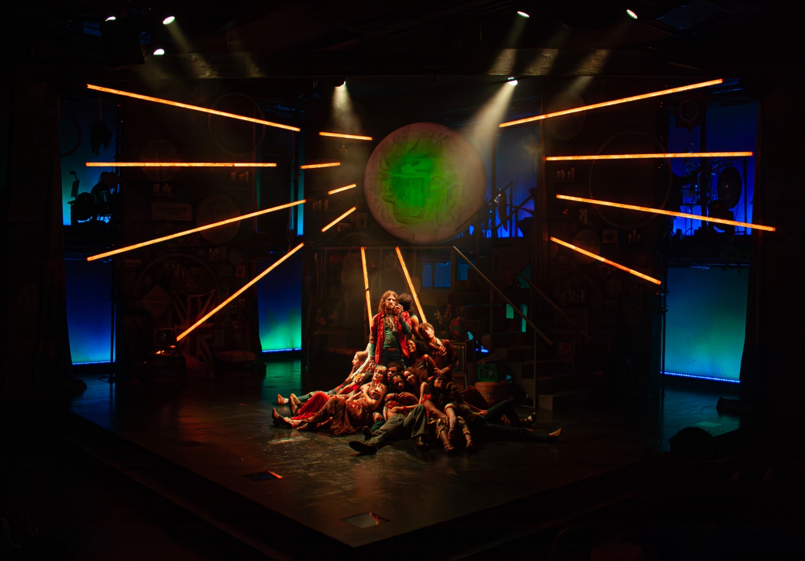 Hair lighting design by Jason Lyons, Signature