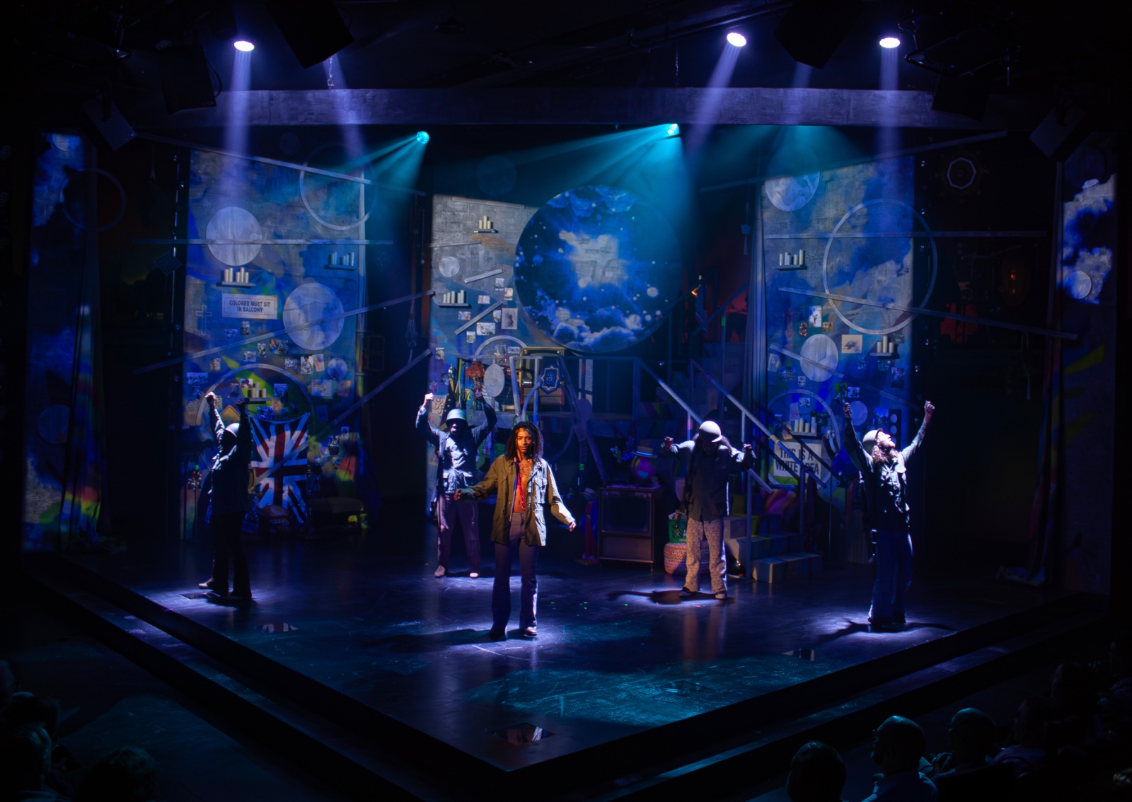 Hair lighting design by Jason Lyons, Signature
