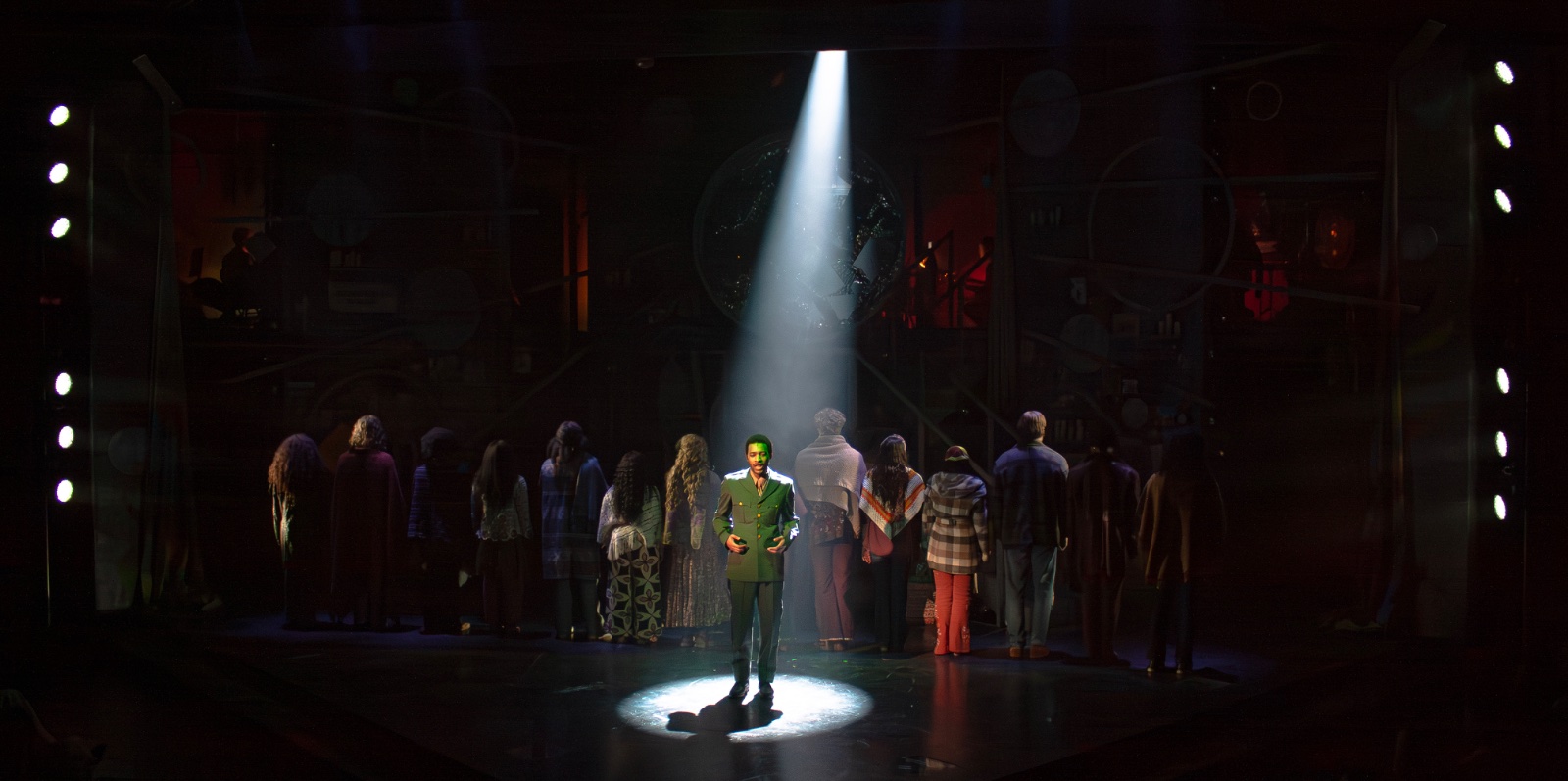 Hair lighting design by Jason Lyons, Signature